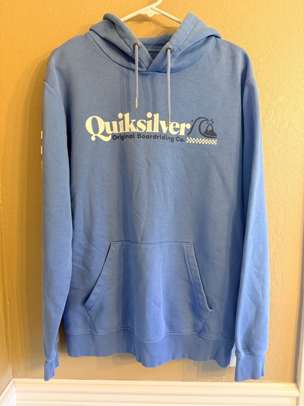 Quiksilver Men's Light Blue Logo Hoodie